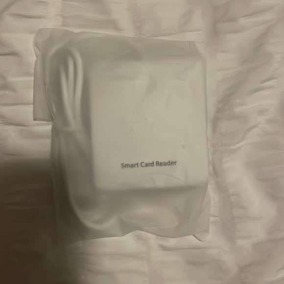 Card Reader - Picture 2 of 3